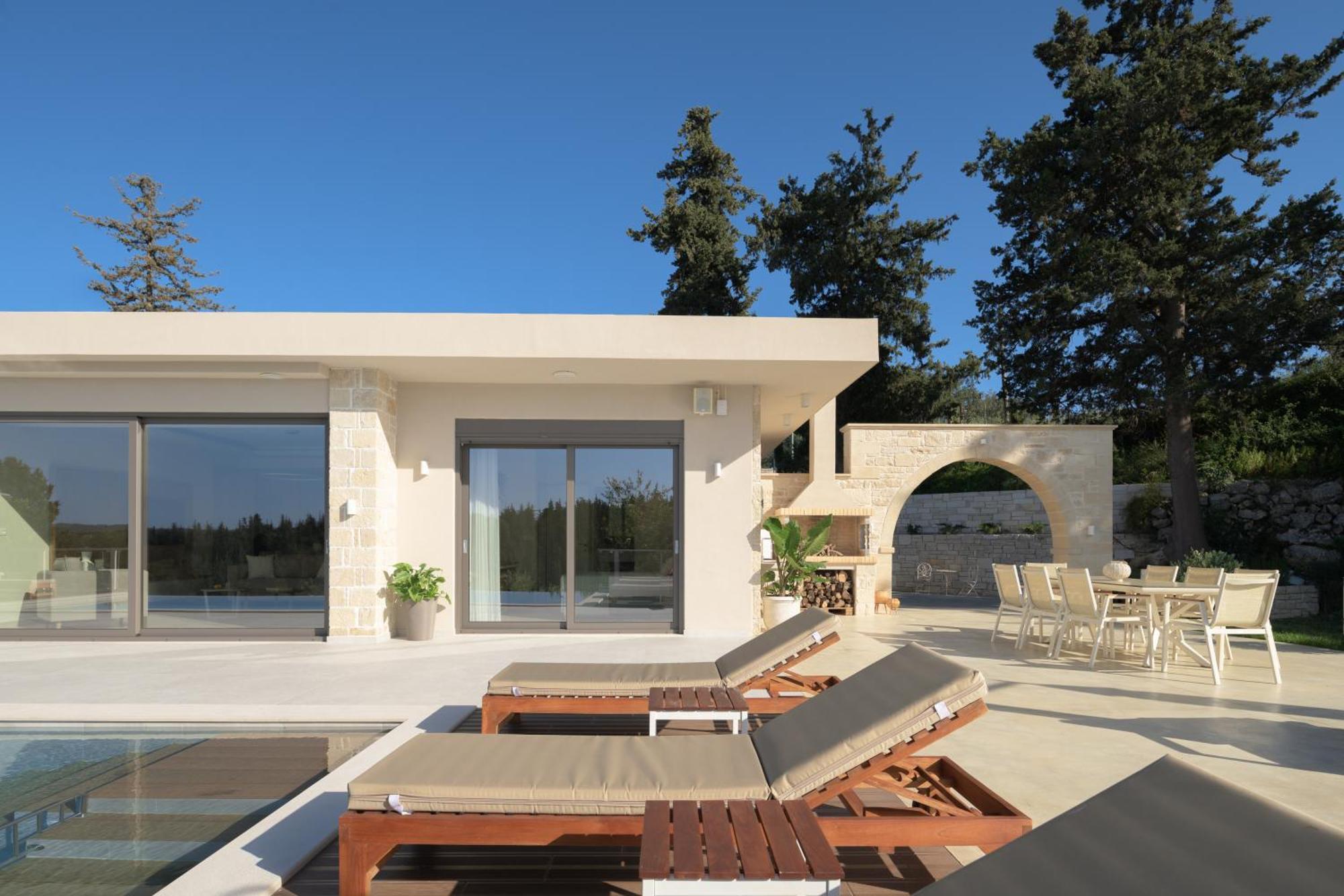 Reflection Villa, With Heated Pool, Close To Sea, By Thinkvilla La Canea Esterno foto